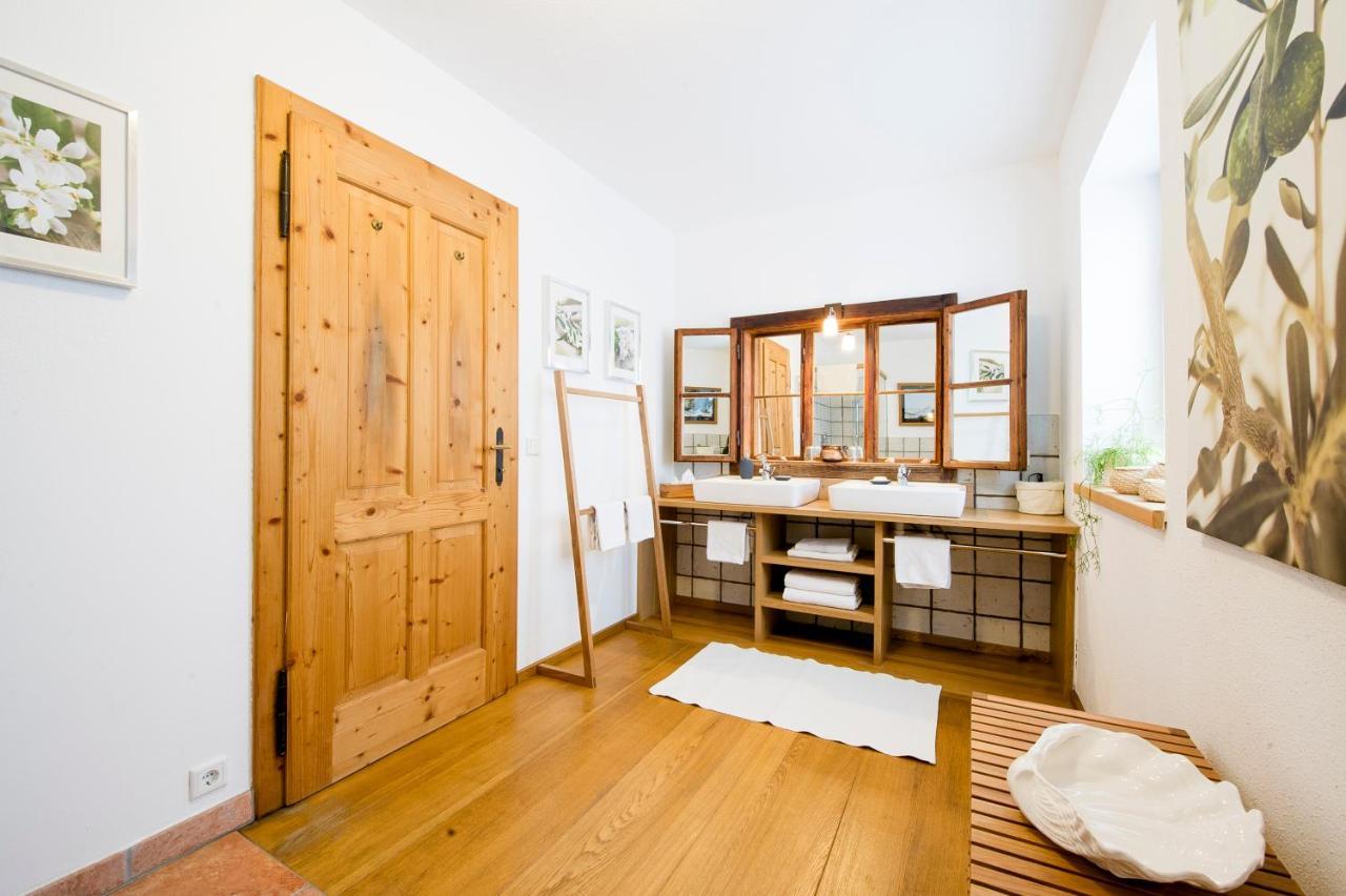 Exklusiv Apartment Scheichl Unterach am Attersee Eksteriør bilde